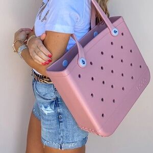 New! Bogg Bag, Blushing